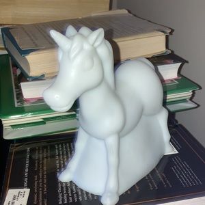 Unicorn LD color changing lamp, last pictures is the video..